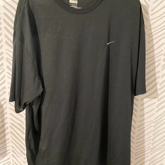 XL Black Nike Fit Dry Shirt - Picture 2 of 2